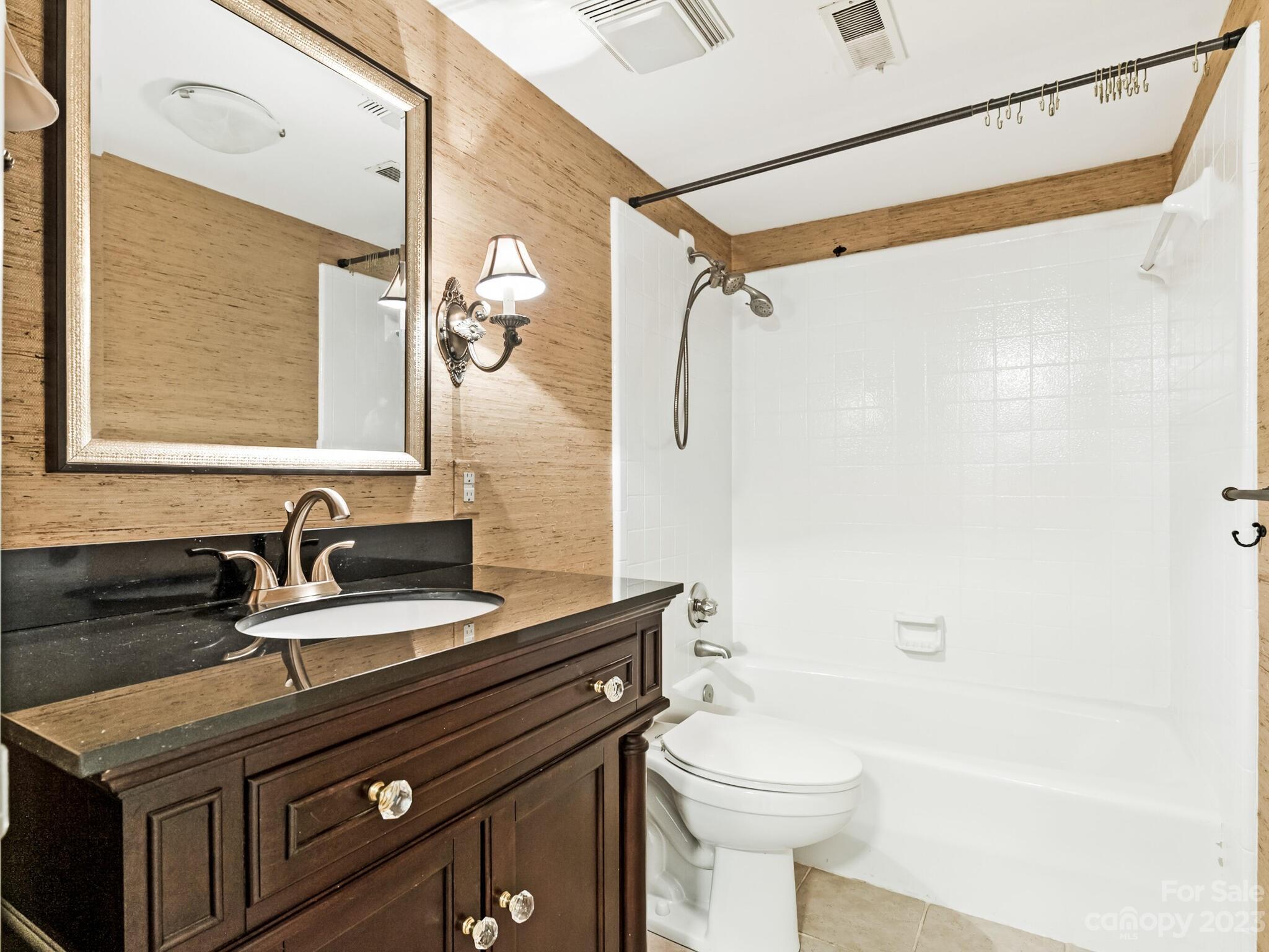 1700 Roxborough Road, Unit C Charlotte, NC 28211 - Photo 16 of 24 Gallery Image 16