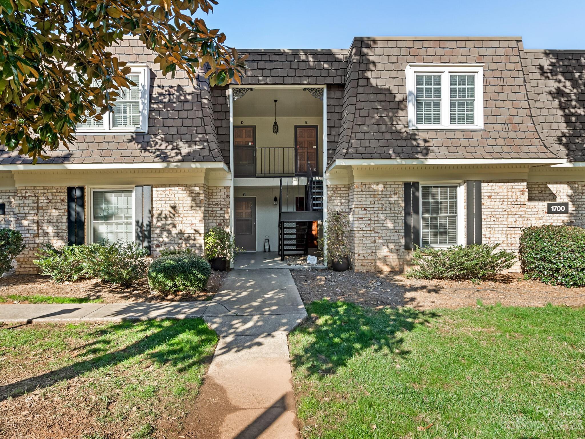 1700 Roxborough Road, Unit C Charlotte, NC 28211 - Photo 2 of 24 Gallery Image 2