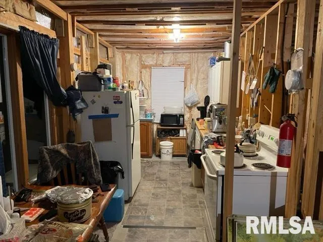 $110,000 | 28 Simpson Lane, Elizabethtown, IL 62931