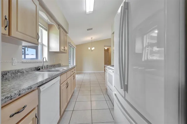 $255,000 | 2714 Valerie Boulevard, Sebring, FL 33870