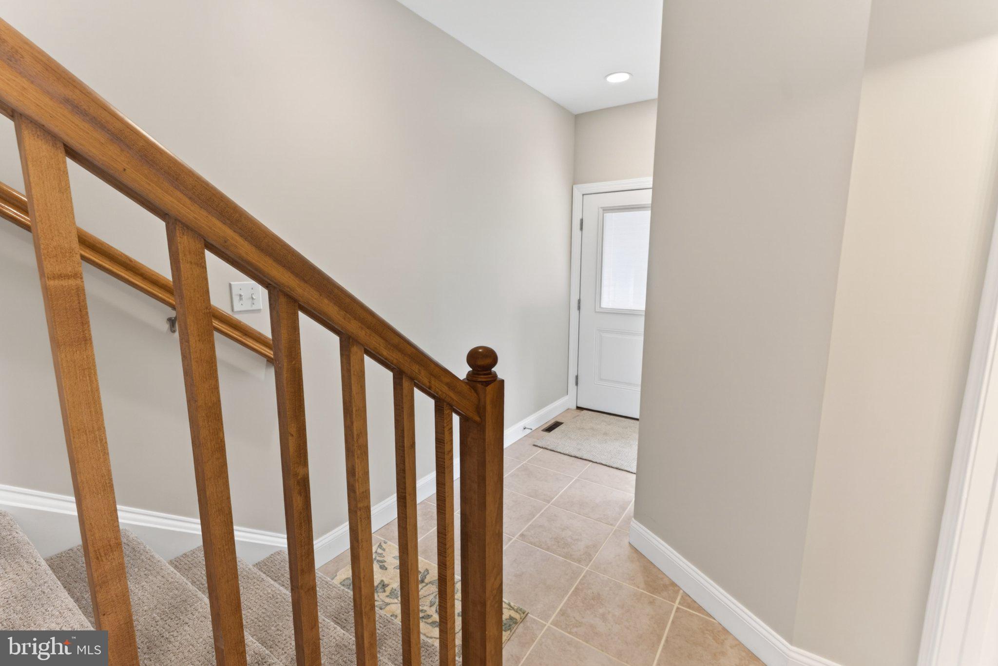34029 Peppers Corner Road Millville, DE 19967 - Photo 38 of 101 Welcoming entryway with natural light.