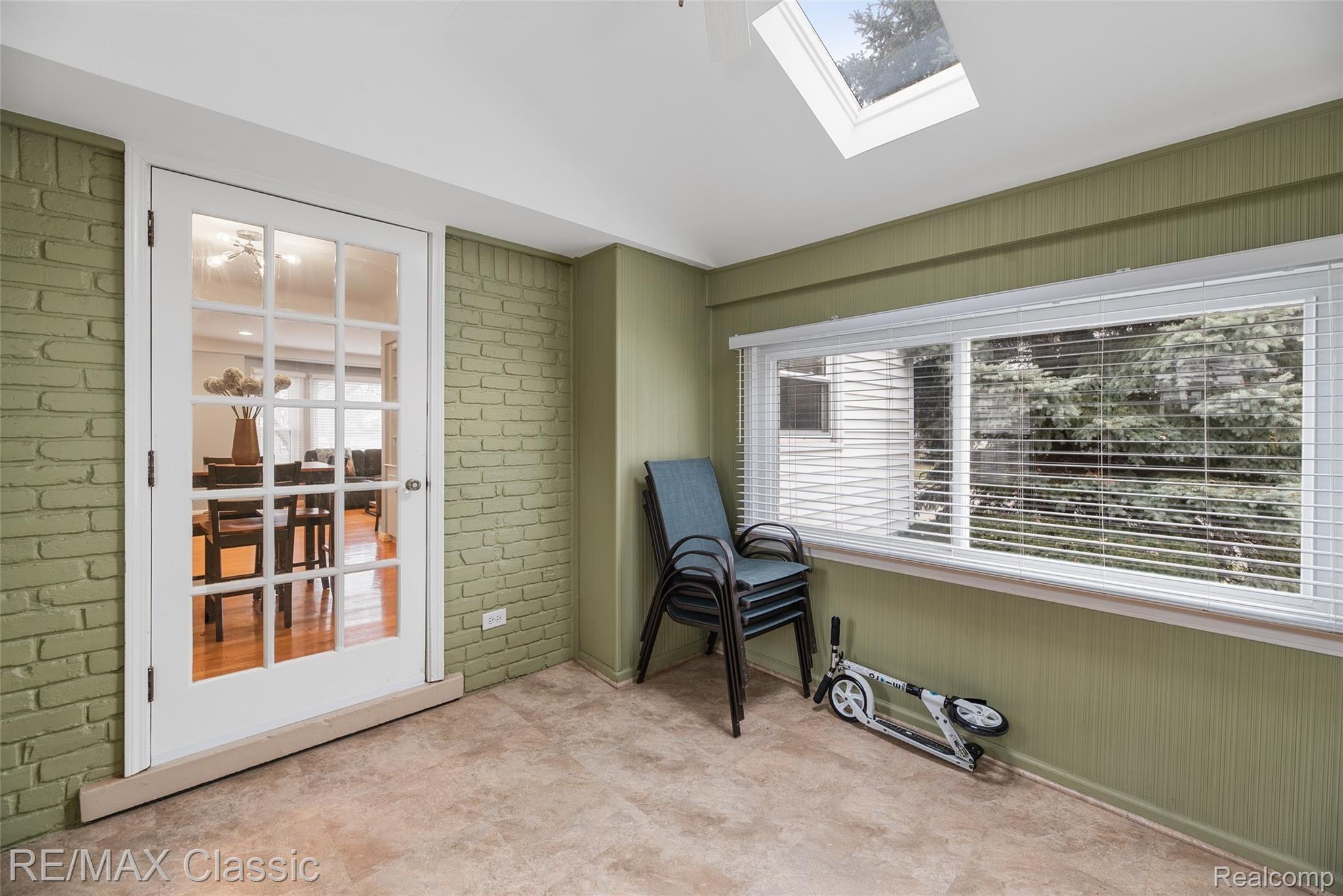 2503 West Webster Road Royal Oak, MI 48073 - Photo 12 of 27 DSC_0663.jpg