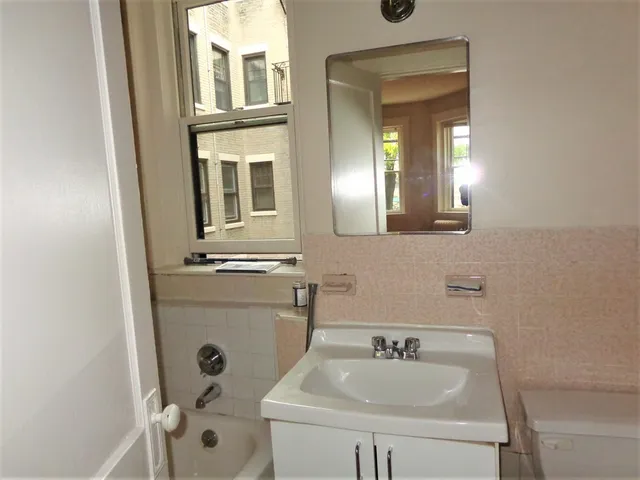 $1,900 | 313 Allston Street, Unit 2, Boston, MA 02135