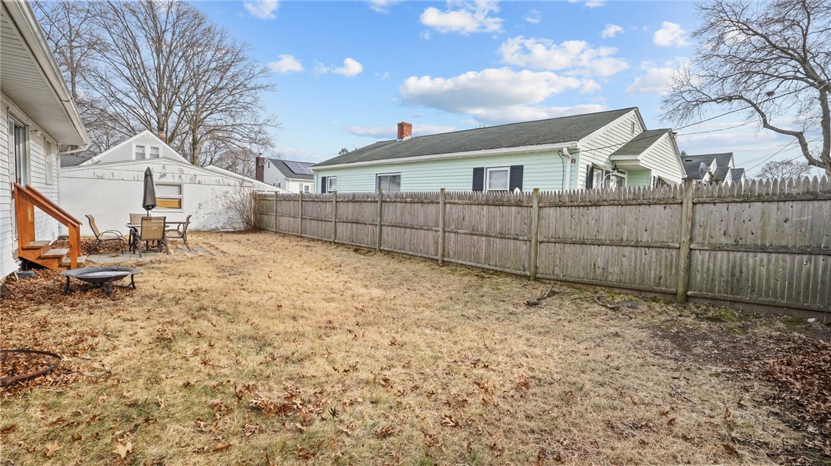 154 Metropolitan Road Providence, RI 02908 - Photo 28 of 31 Gallery Image 28