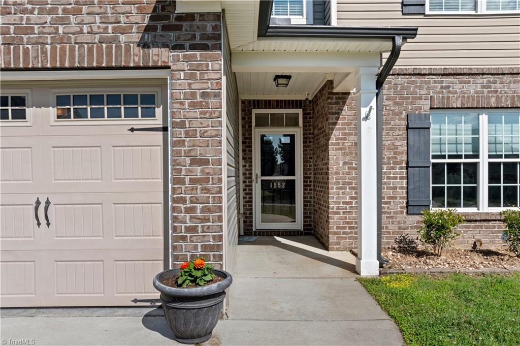 4552 Silo Ridge Clemmons, NC 27012 - Photo 2 of 27