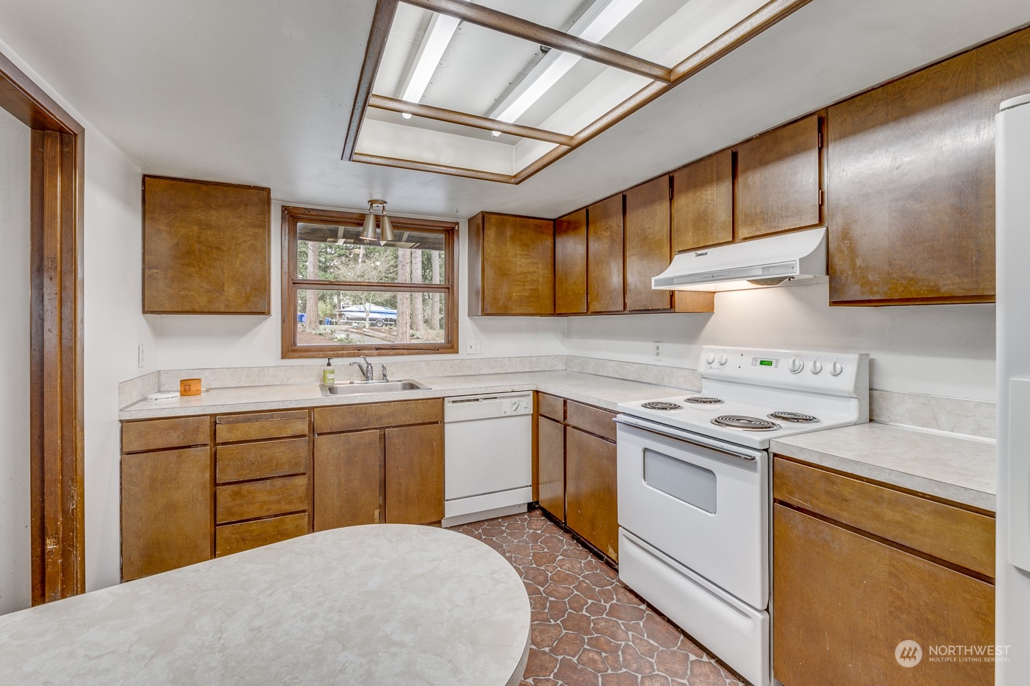 18256 Southeast 144th Place Renton, WA 98059 - Photo 12 of 39 Gallery Image 12