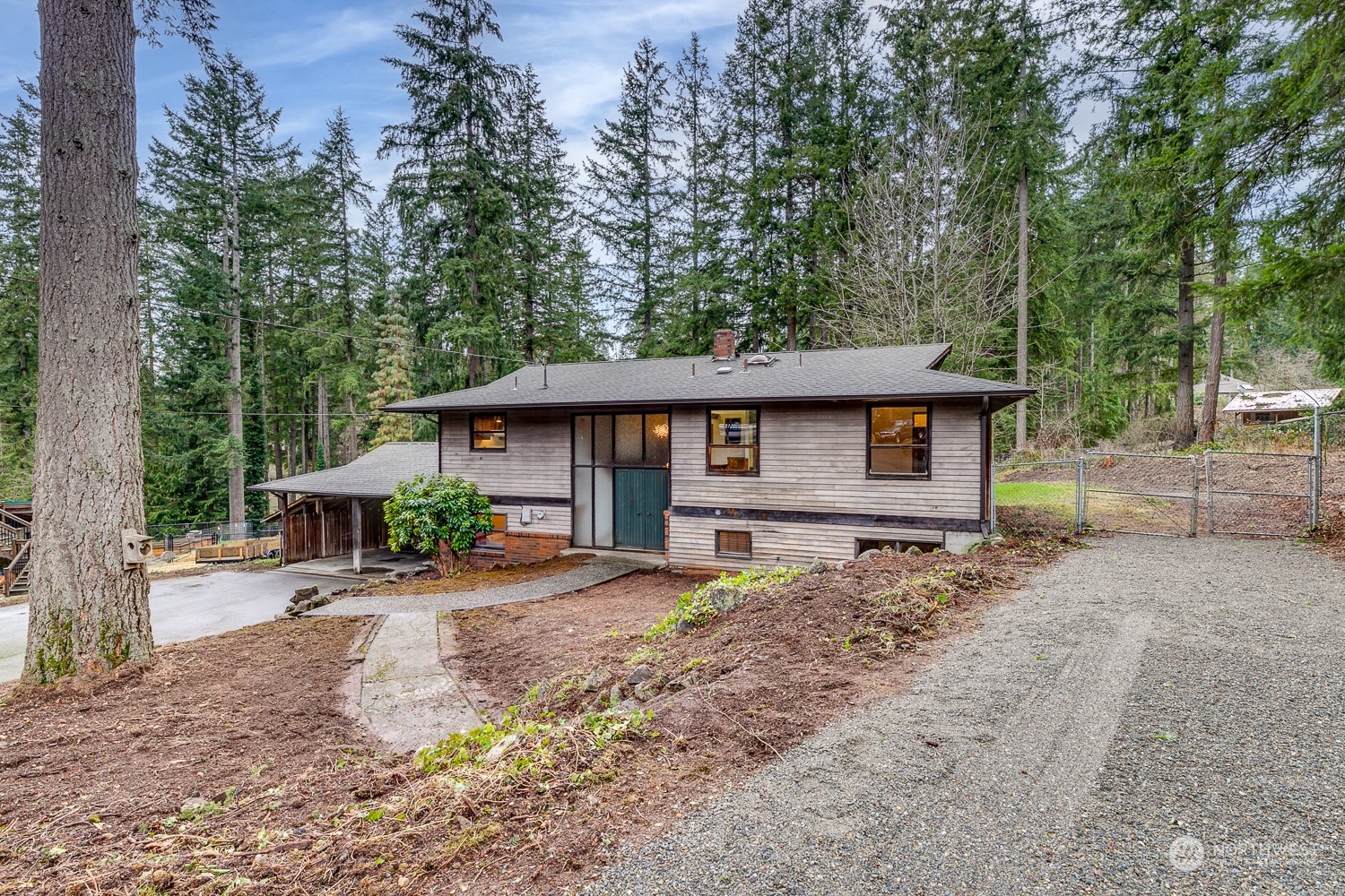 18256 Southeast 144th Place Renton, WA 98059 - Photo 4 of 39 Gallery Image 4