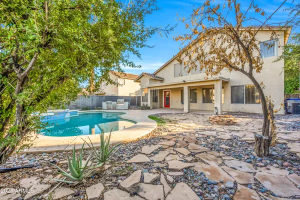 $579,900 | 1342 North McKenna Lane, Gilbert, AZ 85233