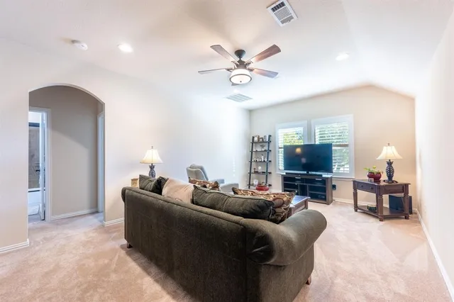 $575,000 | 810 Miramar Drive, Rockwall, TX 75087