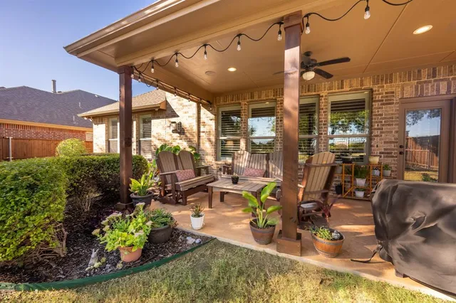 $575,000 | 810 Miramar Drive, Rockwall, TX 75087