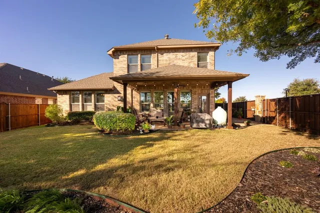 $575,000 | 810 Miramar Drive, Rockwall, TX 75087