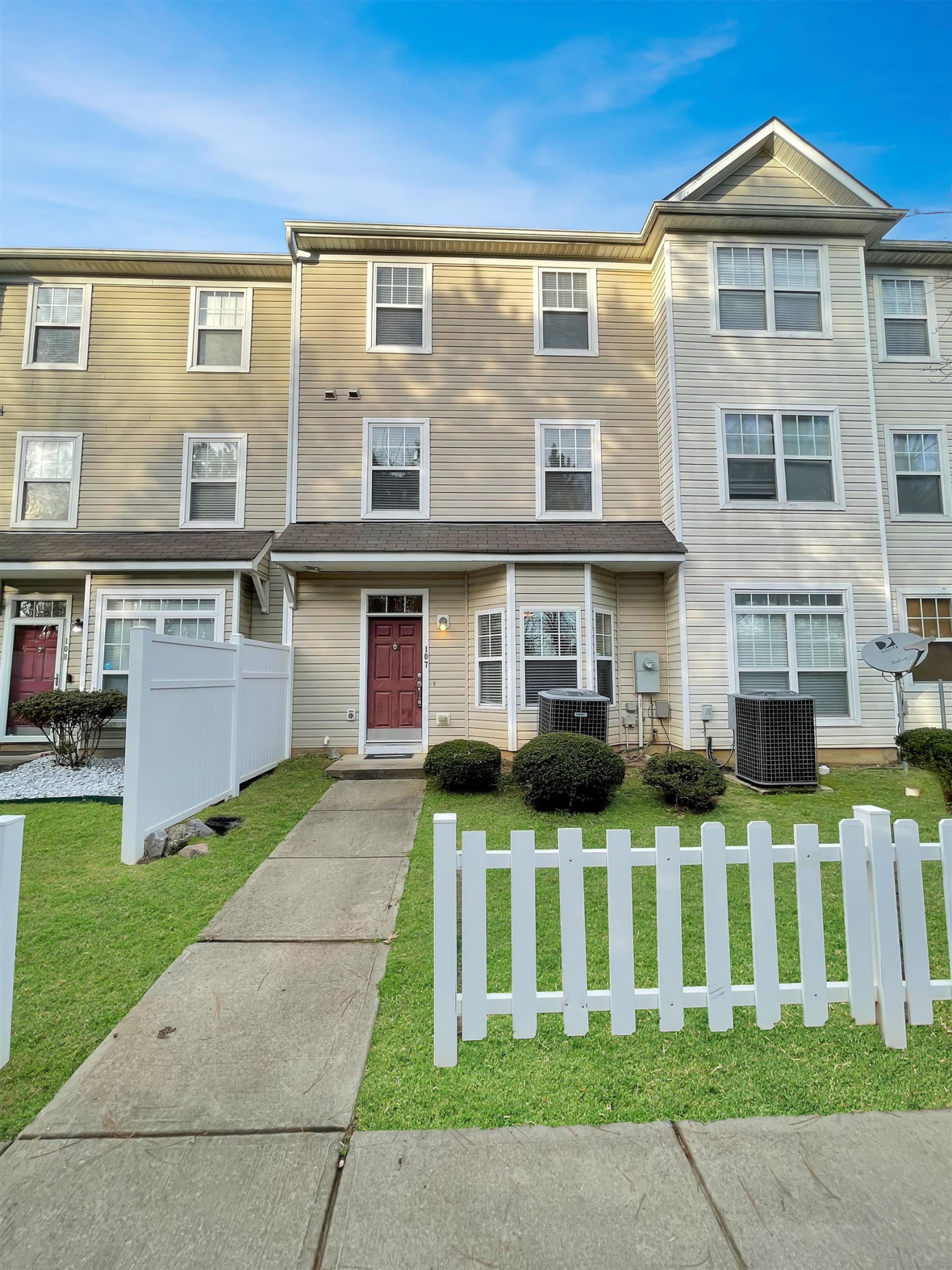 320 Gilman Lane, Unit 107 Raleigh, NC 27610 - Photo 2 of 12 Photo 2