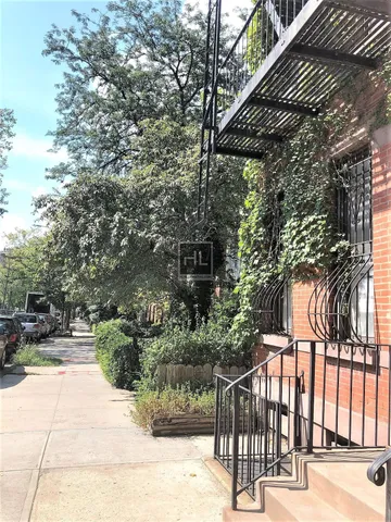 $4,695 | 479 Warren Street, Unit 2A | Boerum Hill