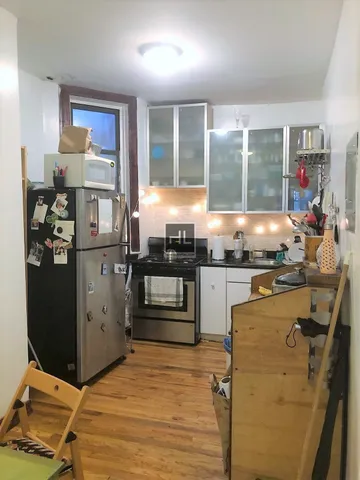 $4,695 | 479 Warren Street, Unit 2A | Boerum Hill