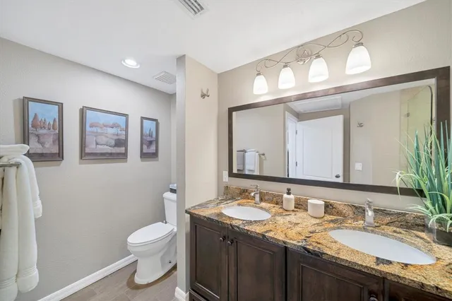 $4,000 | 3401 54th Drive West, Unit 202, Bradenton, FL 34210