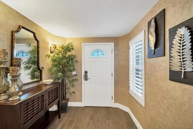 $4,000 | 3401 54th Drive West, Unit 202, Bradenton, FL 34210