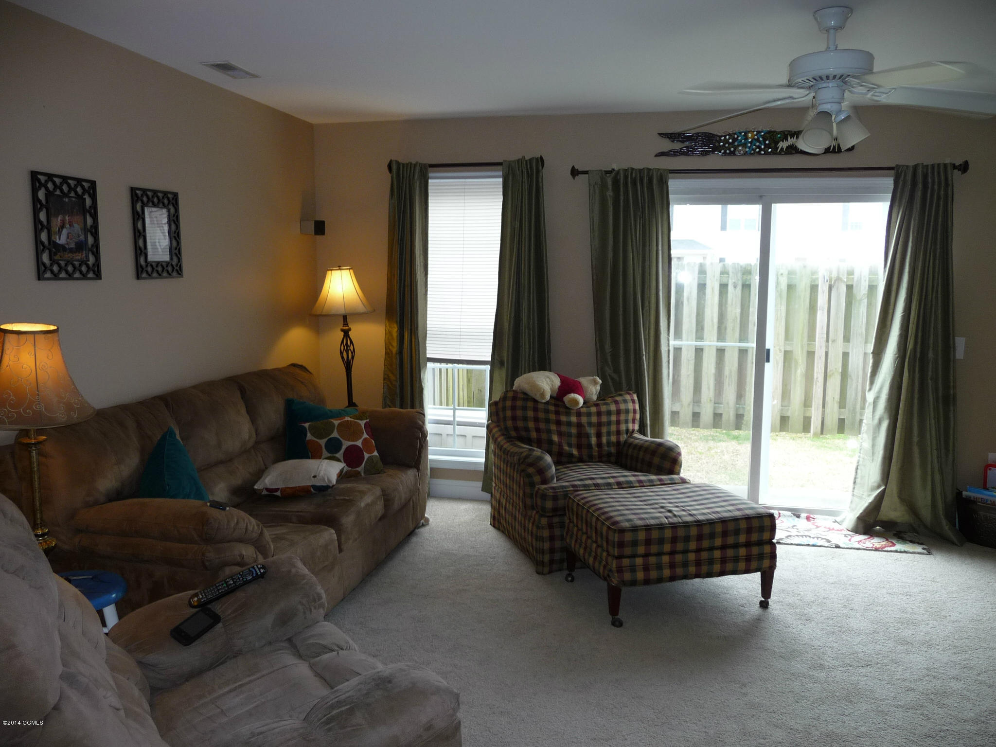 2102 Mayberry Loop Road Morehead City, NC 28557 - Photo 8 of 28 Great Room