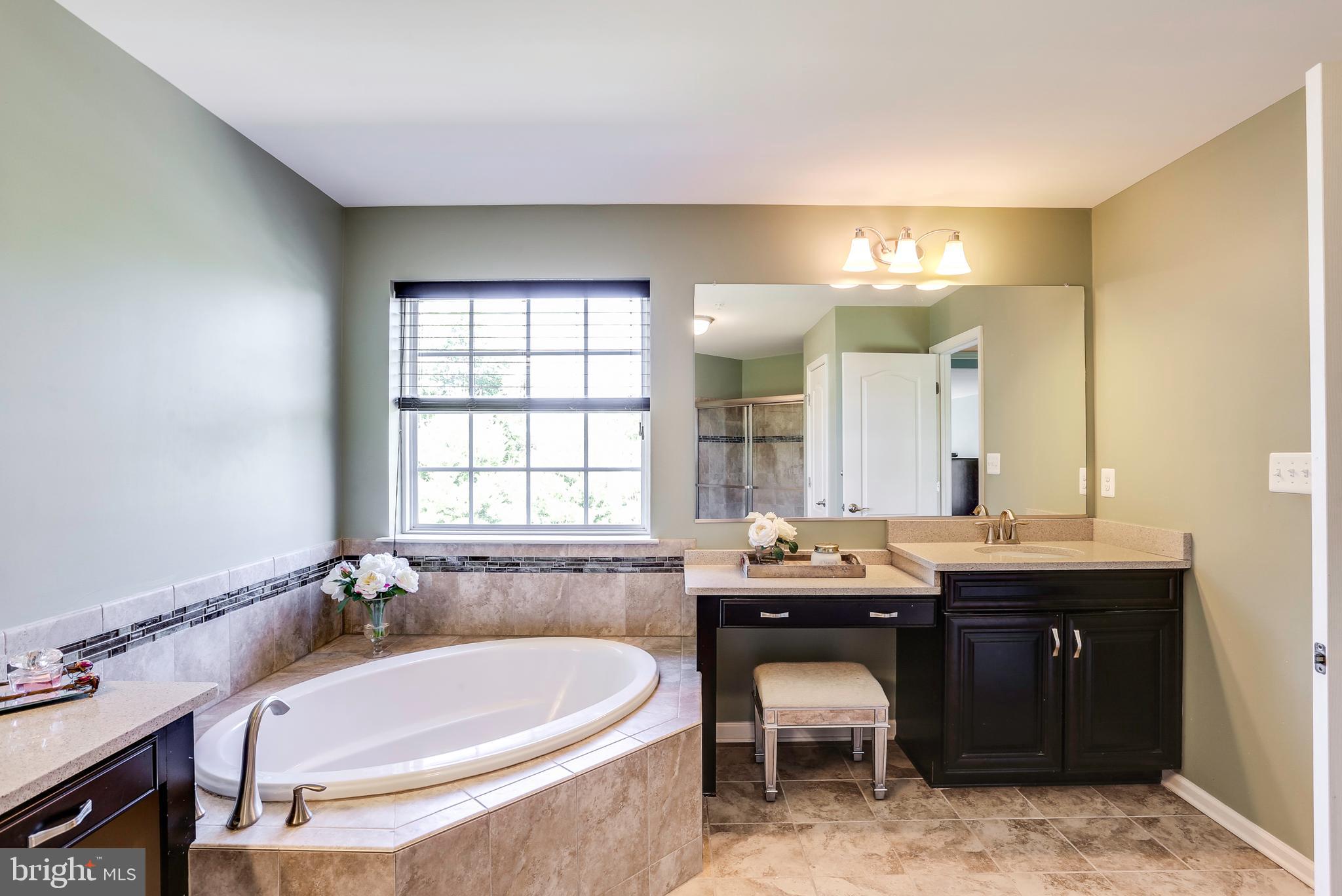 6721 Evanston Road Baltimore, MD 21209 - Photo 22 of 38 Master Bath w/ Soaking Tub & Separate Vanities