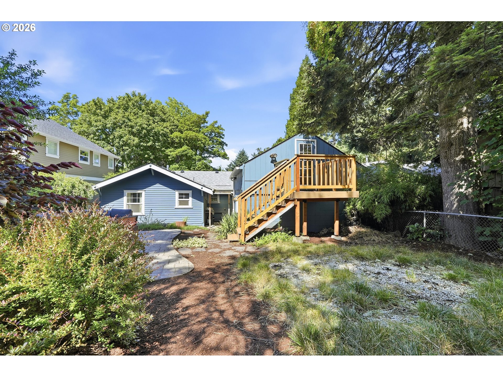 7464 Southwest 53rd Avenue Portland, OR 97219 - Photo 30 of 32