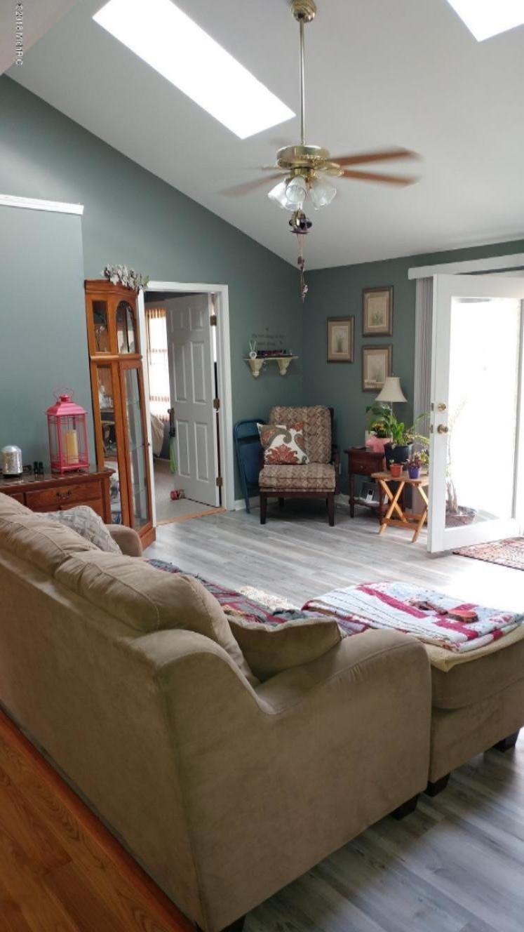 4490 Tamarack Road Ludington, MI 49431 - Photo 11 of 39 Living Room 2