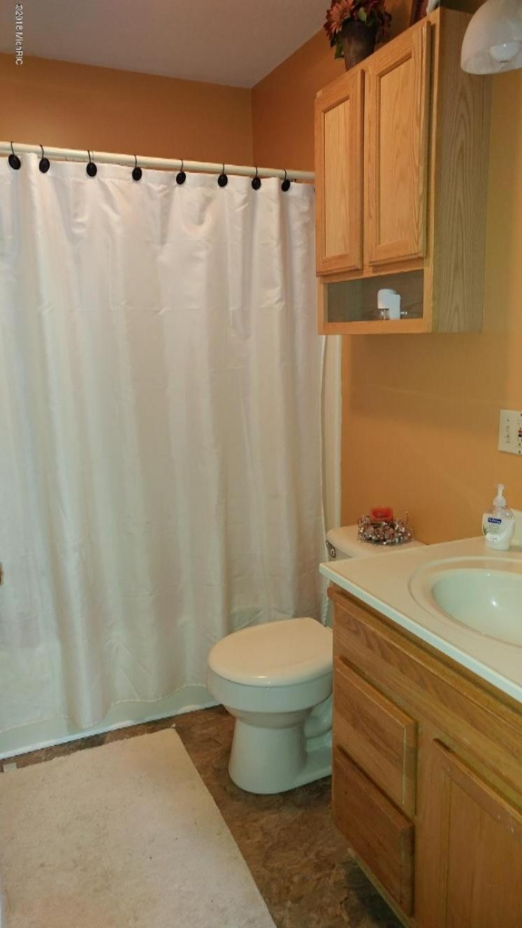 4490 Tamarack Road Ludington, MI 49431 - Photo 14 of 39 Main Bath