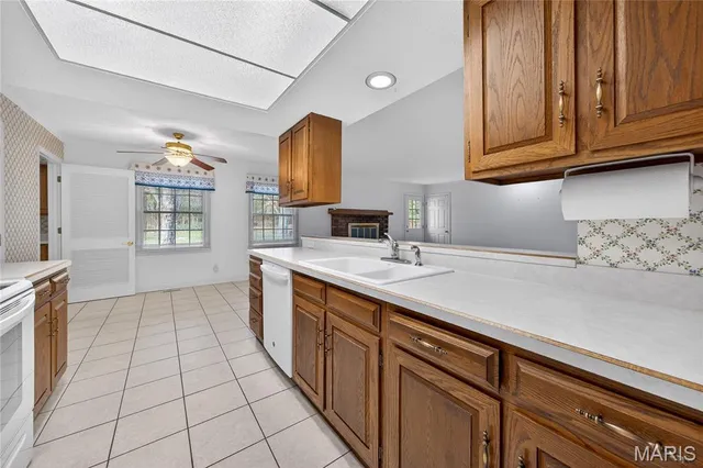 $360,000 | 503 Imperial Court, O'Fallon, MO 63366