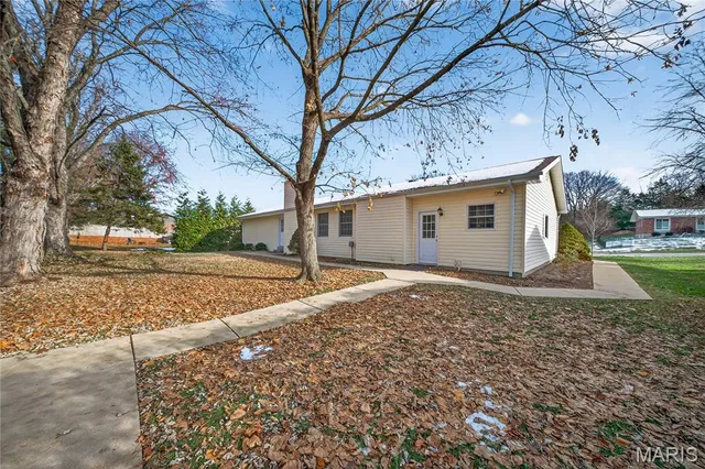 $360,000 | 503 Imperial Court, O'Fallon, MO 63366