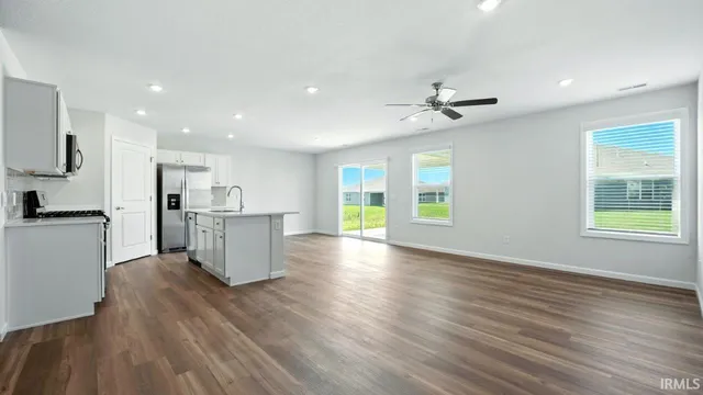 $279,900 | 1014 Butler Lake, Fort Wayne, IN 46818