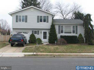 33 Sycamore Way Hamilton Square, NJ 08690 - Photo 1 of 6