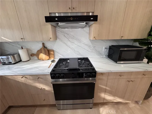 $3,700 | 524 South Astell Avenue, West Covina, CA 91790