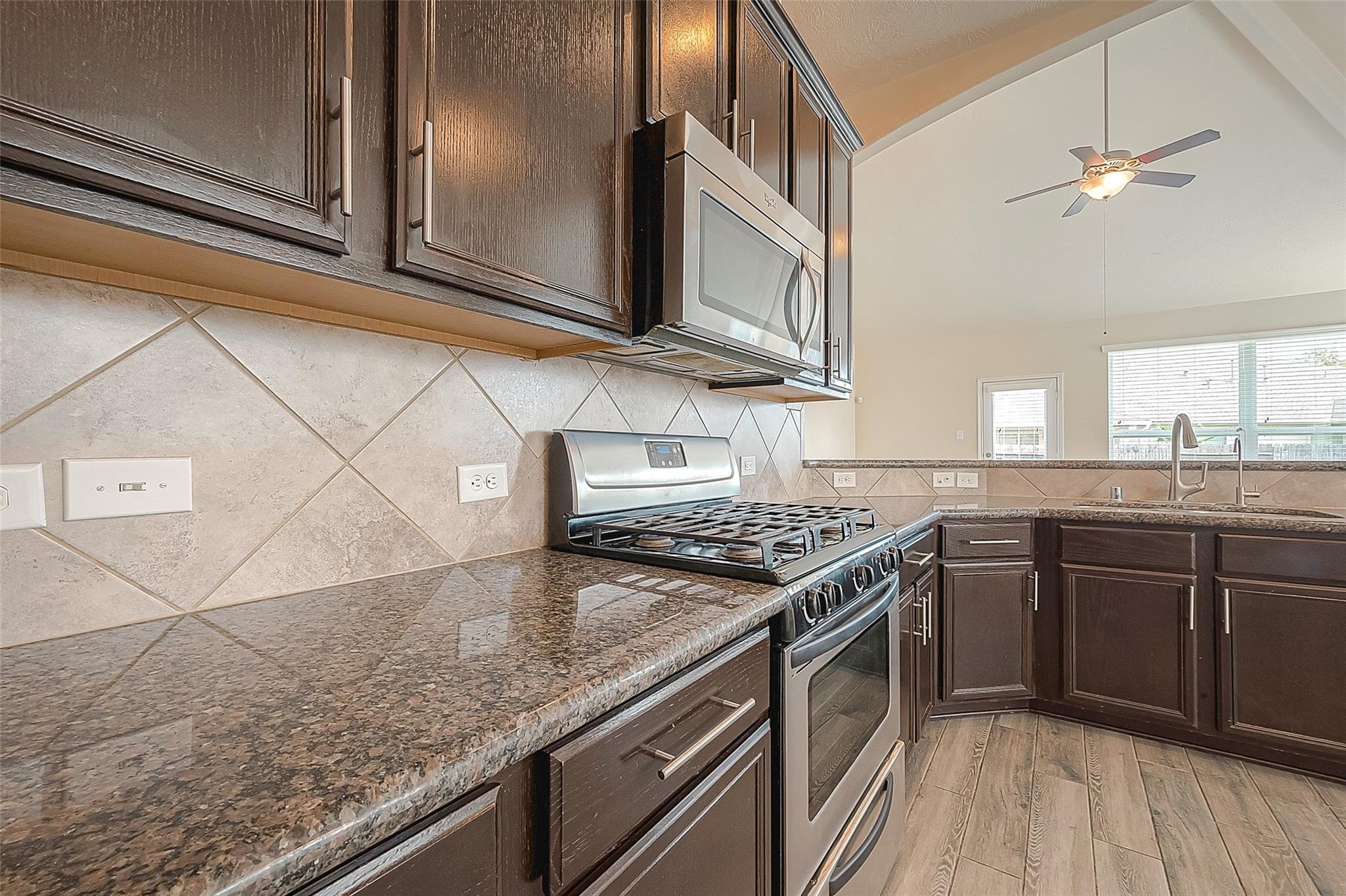 3403 Lilac Ranch Drive Katy, TX 77494 - Photo 8 of 49