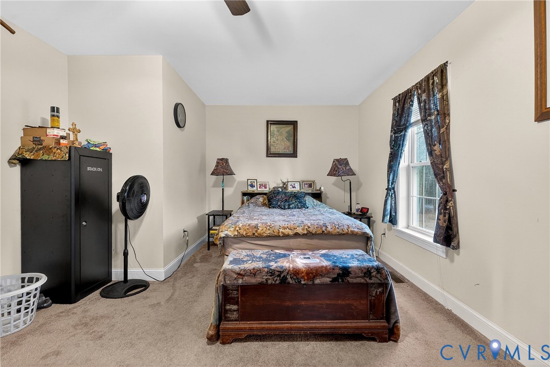 709 Powcan Road Dunnsville, VA 22454 - Photo 18 of 38