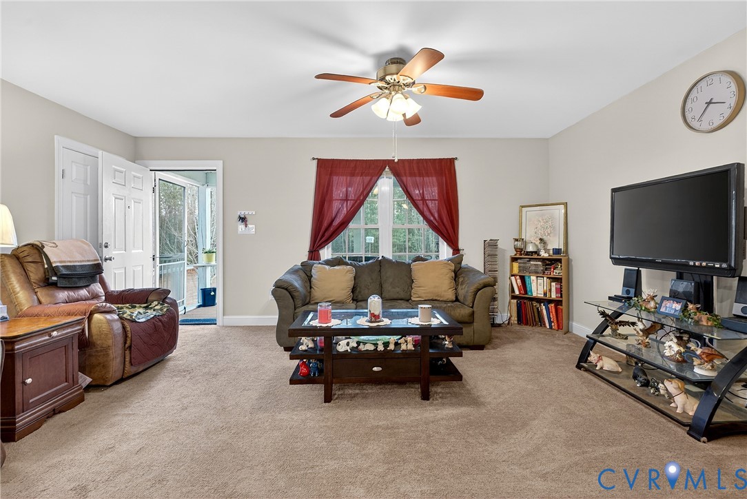 709 Powcan Road Dunnsville, VA 22454 - Photo 3 of 38