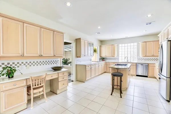 $5,500 | 4545 Golf Vista Drive, Austin, TX 78730