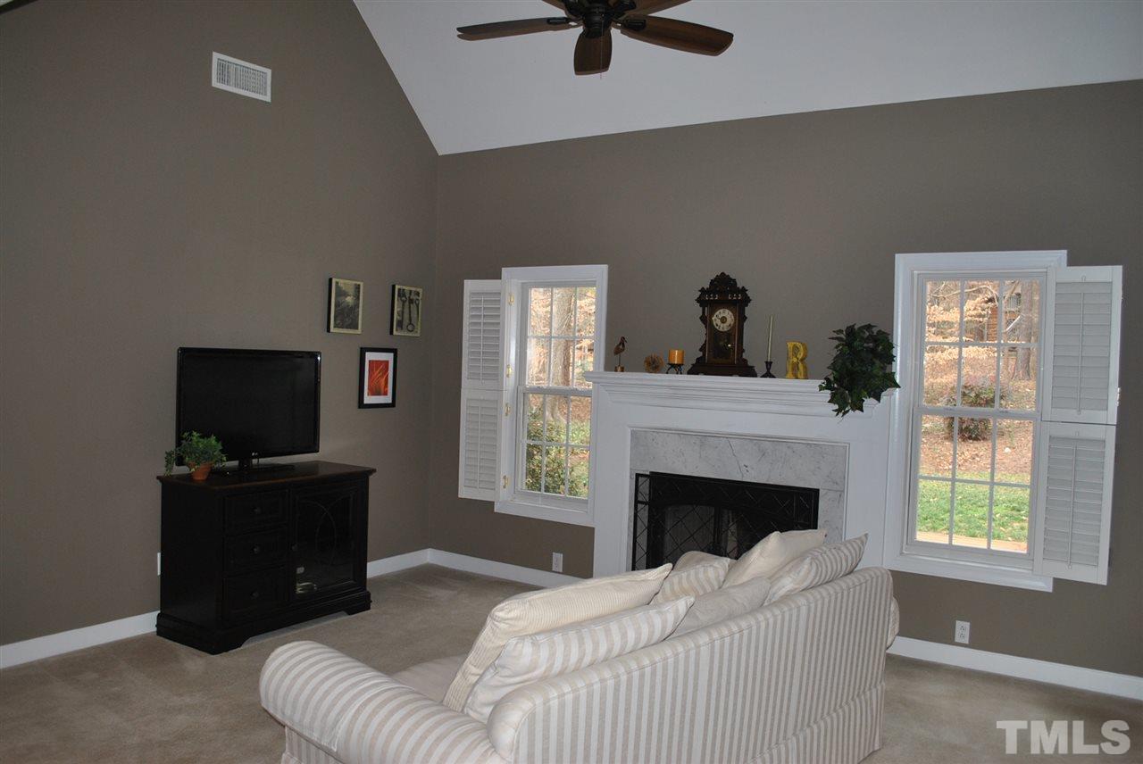 3800 Whispering Branch Road Raleigh, NC 27613 - Photo 4 of 25