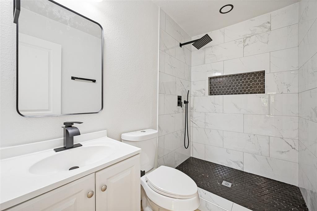 1712 Milner Road Irving, TX 75061 - Photo 13 of 23