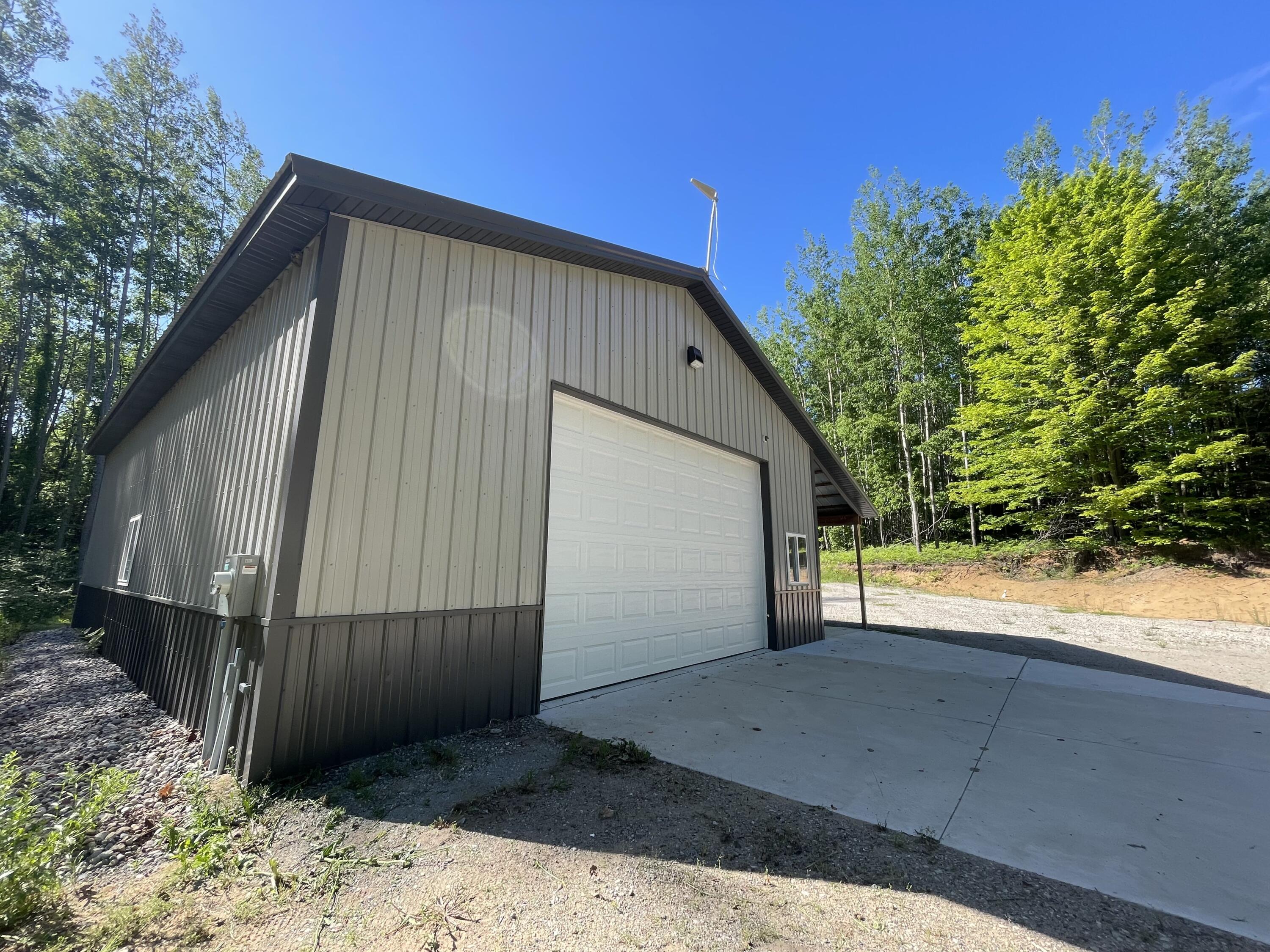 476 Monroe Road Hart, MI 49420 - Photo 2 of 74 1a2