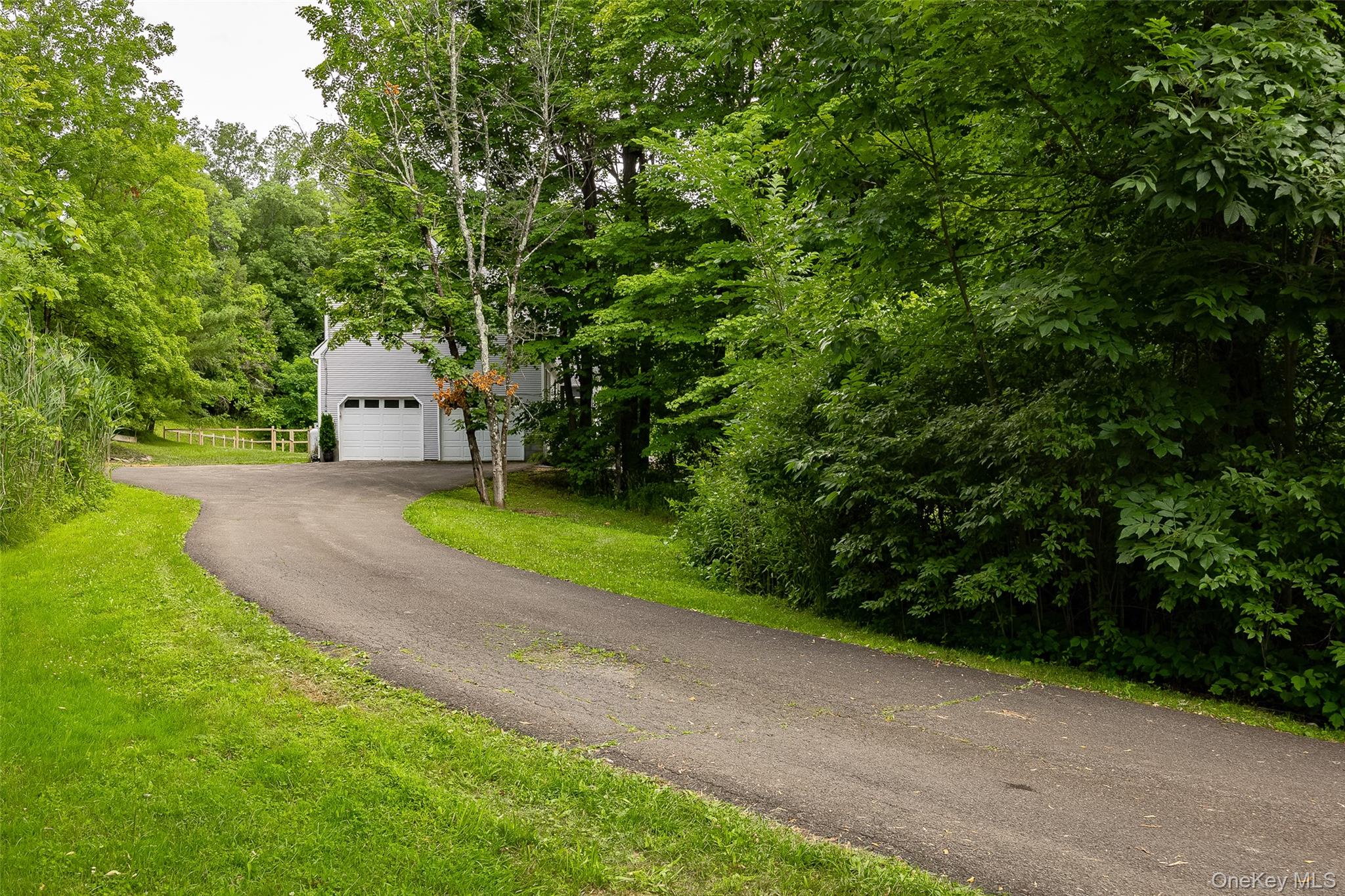 4 Cove Road Rhinebeck, NY 12572 - Photo 32 of 35