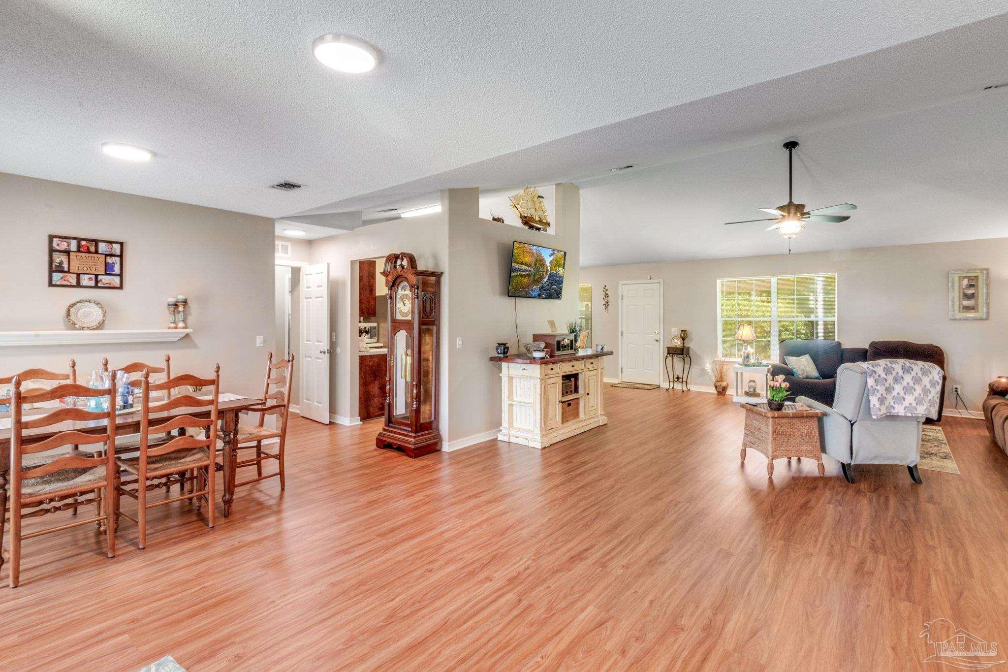 1957 Cardinal Lane Navarre, FL 32566 - Photo 6 of 30