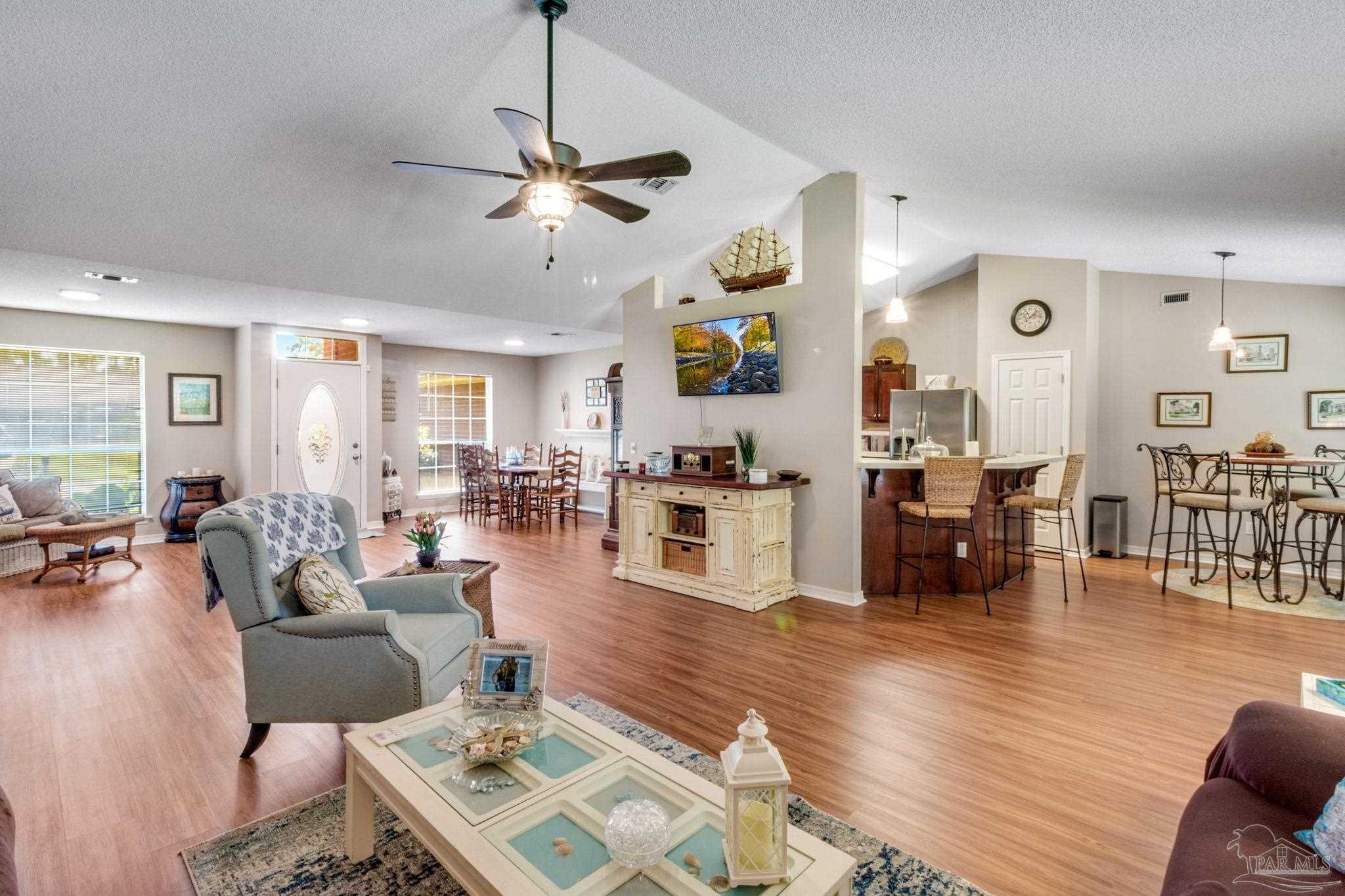 1957 Cardinal Lane Navarre, FL 32566 - Photo 9 of 30