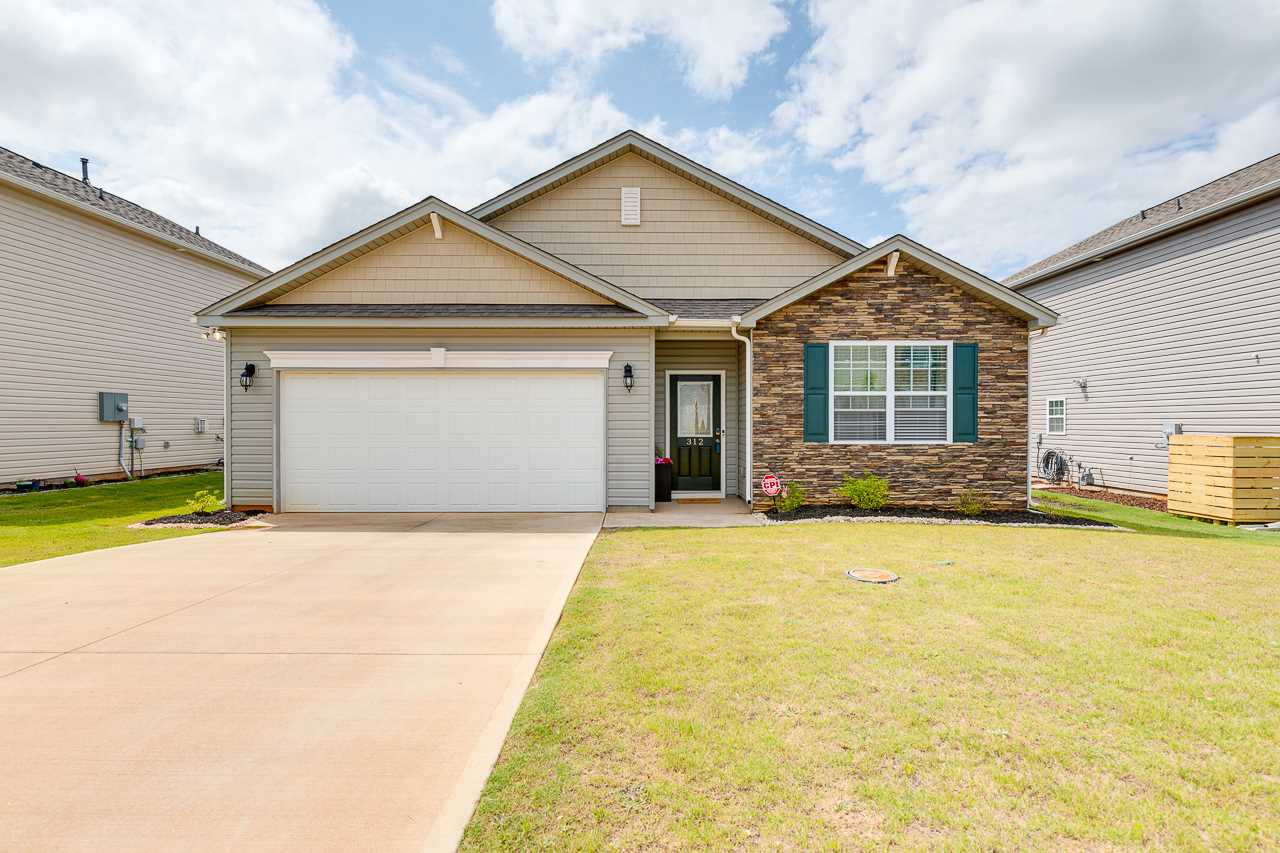 312 Millridge Road Piedmont, SC 29673 - Photo 1 of 30 Gallery Image 1