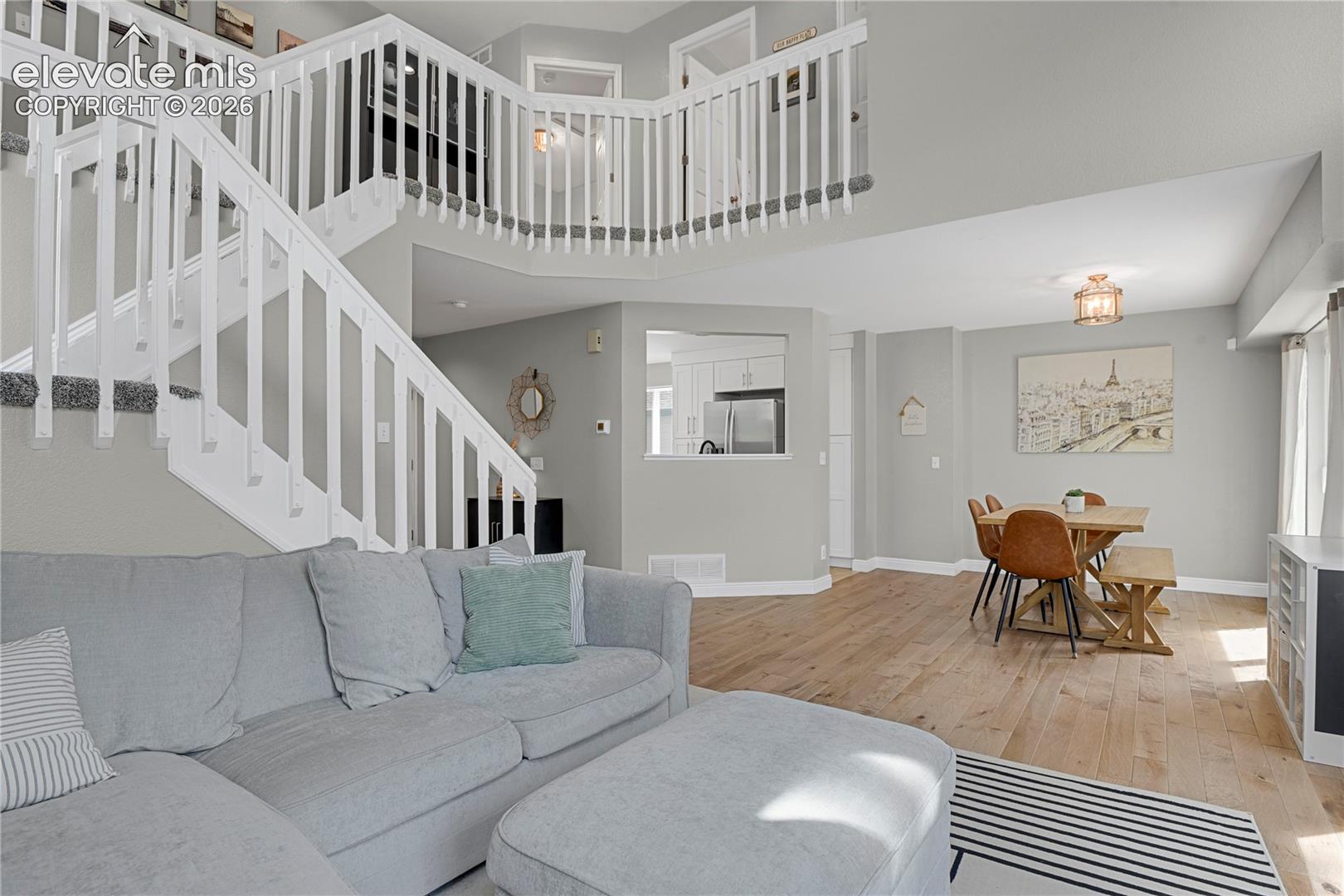5430 Wangaratta Way Highlands Ranch, CO 80130 - Photo 6 of 28 Gallery Image 6