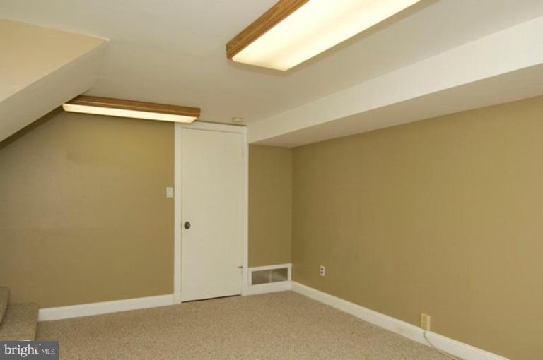 6804 Front Royal Road Springfield, VA 22151 - Photo 22 of 27 a view of an empty room