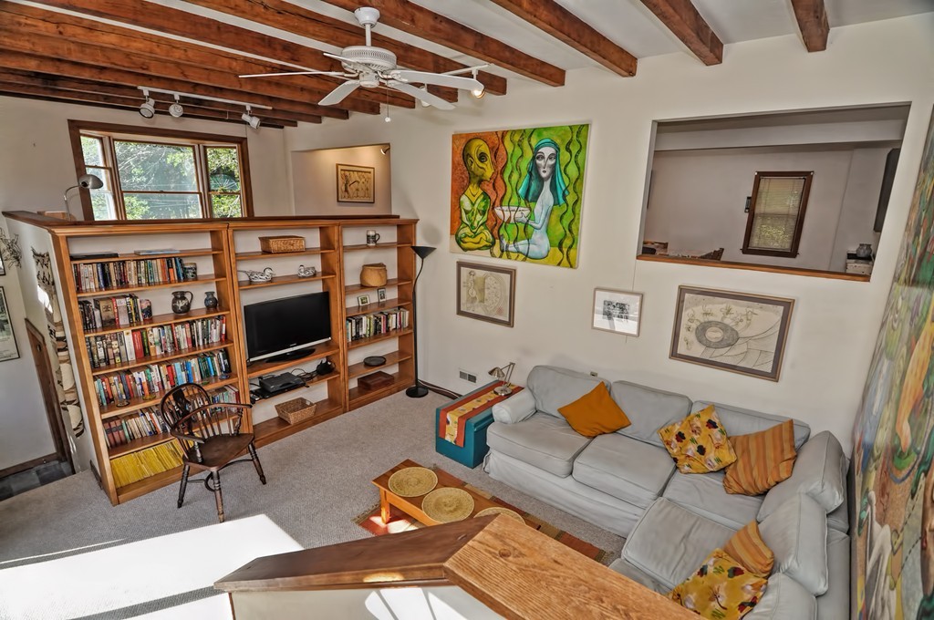 13 Youngs Road Gloucester, MA 01930 - Photo 3 of 30 Gallery Image 3