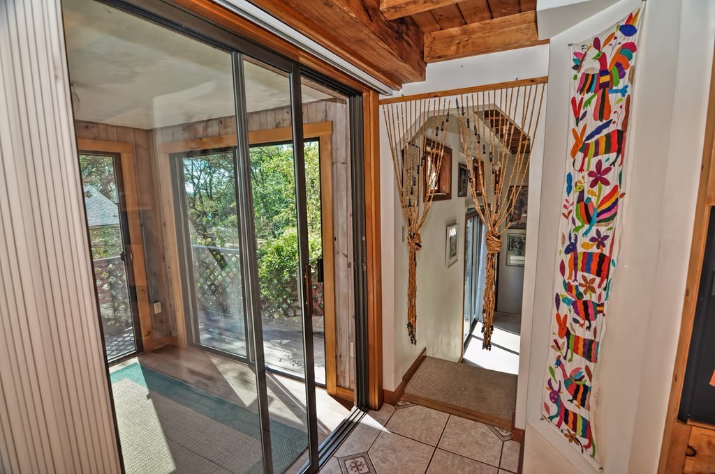 13 Youngs Road Gloucester, MA 01930 - Photo 6 of 30 Gallery Image 6