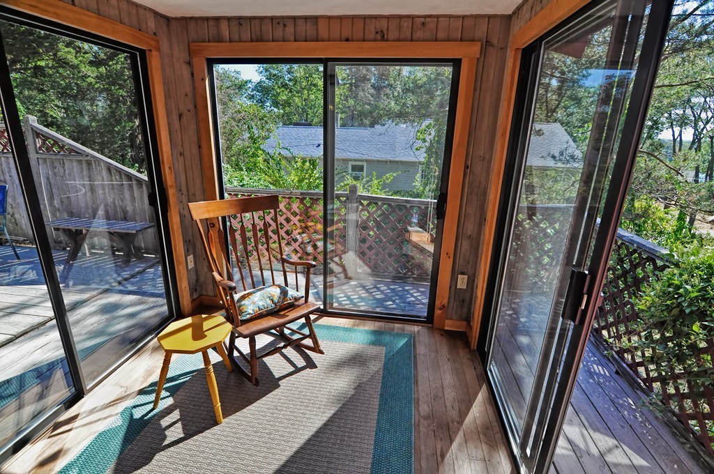 13 Youngs Road Gloucester, MA 01930 - Photo 7 of 30 Gallery Image 7