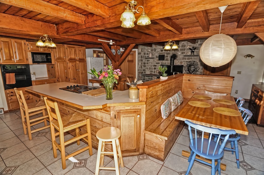 13 Youngs Road Gloucester, MA 01930 - Photo 8 of 30 Gallery Image 8
