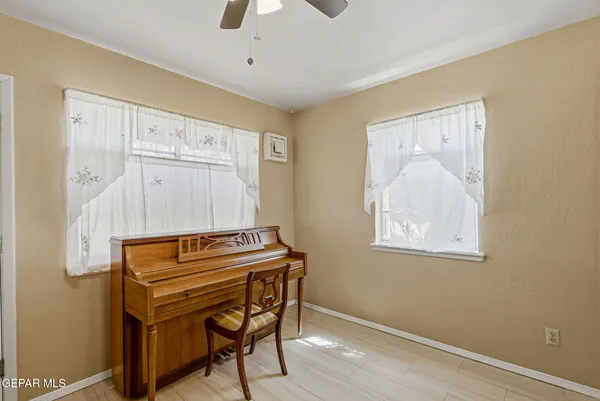 $220,000 | 520 Cardon Street, El Paso, TX 79903