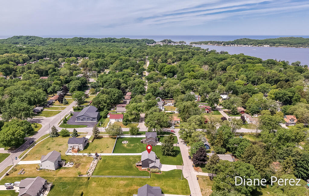 1624 Harding Street Holland, MI 49423 - Photo 2 of 42 Harding HM pin
