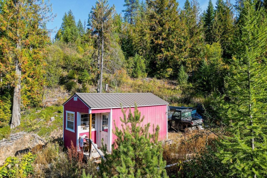 3401 Red Marble Road Valley, WA 99181 - Photo 18 of 49